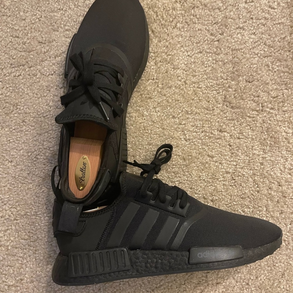 Adidas originals Men’s NMD R1